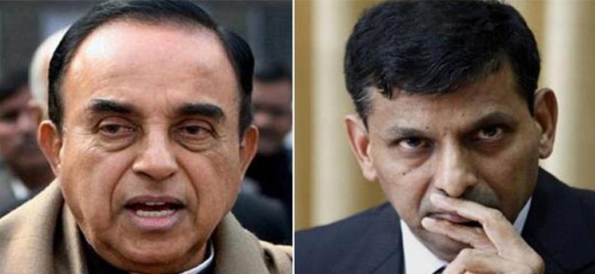 Rajan is no economist while I am: Subramanian Swamy