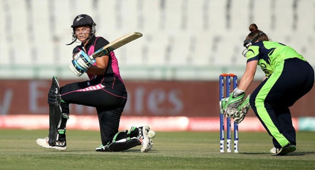 New Zealand beat Australia in womens World T20 clash