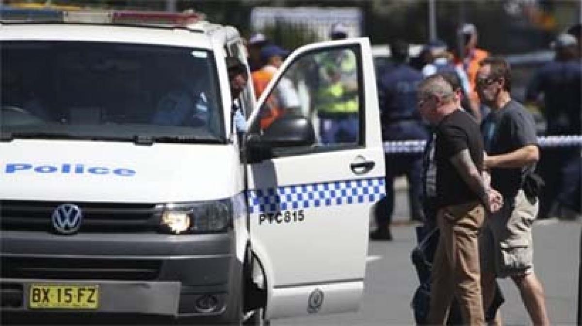 1 dead, 2 injured in shooting at business in western Sydney