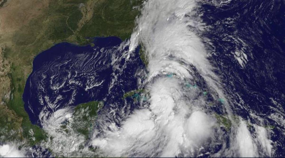 Bermuda braces for extremely dangerous Hurricane Nicole