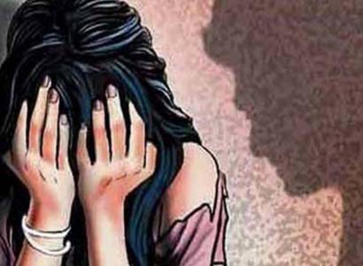 School bus conductor rapes four year old in Ujjain