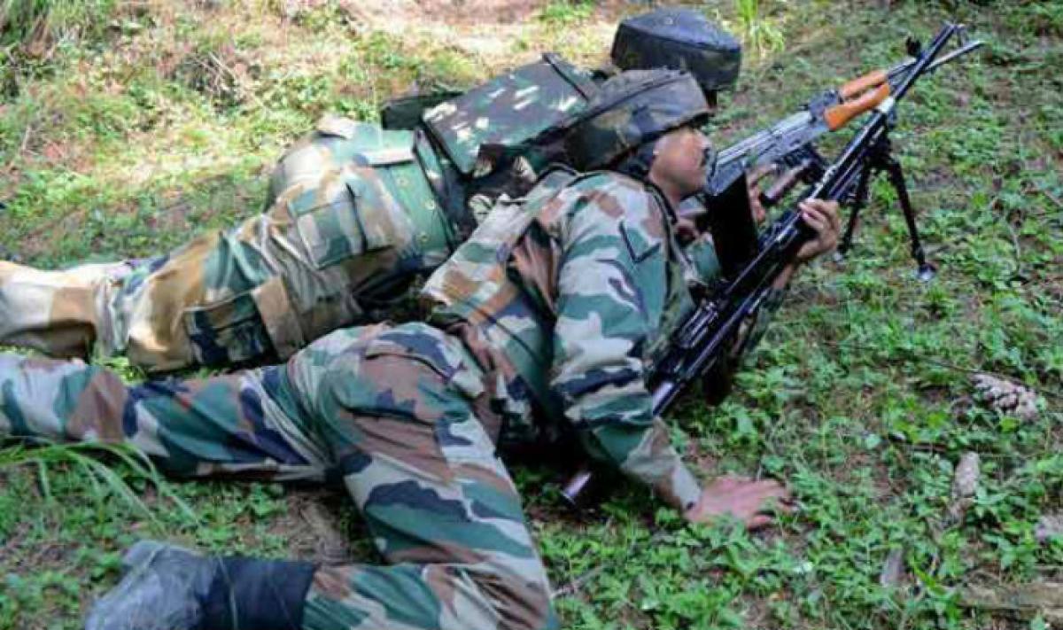 Kashmir gunfight: Five soldiers injured