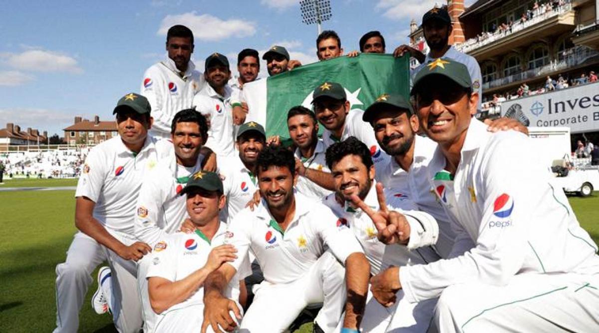 Pakistan dethrones India, tops ICC Test cricket rankings