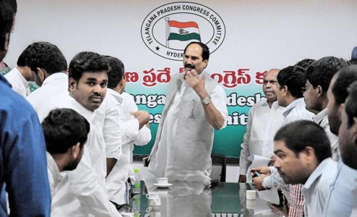 KCR blinking at farm sector: Telangana Pradesh Congress Committee