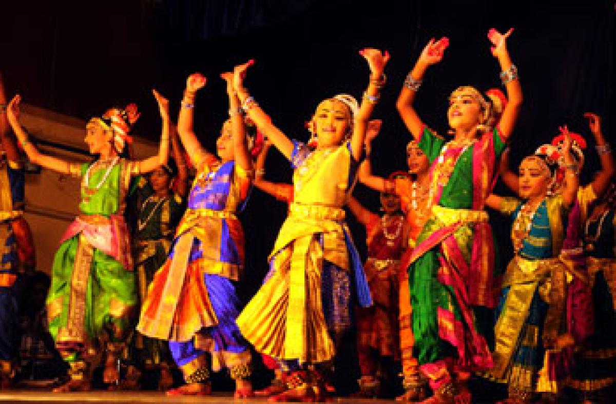 Kuchipudi performances enthral