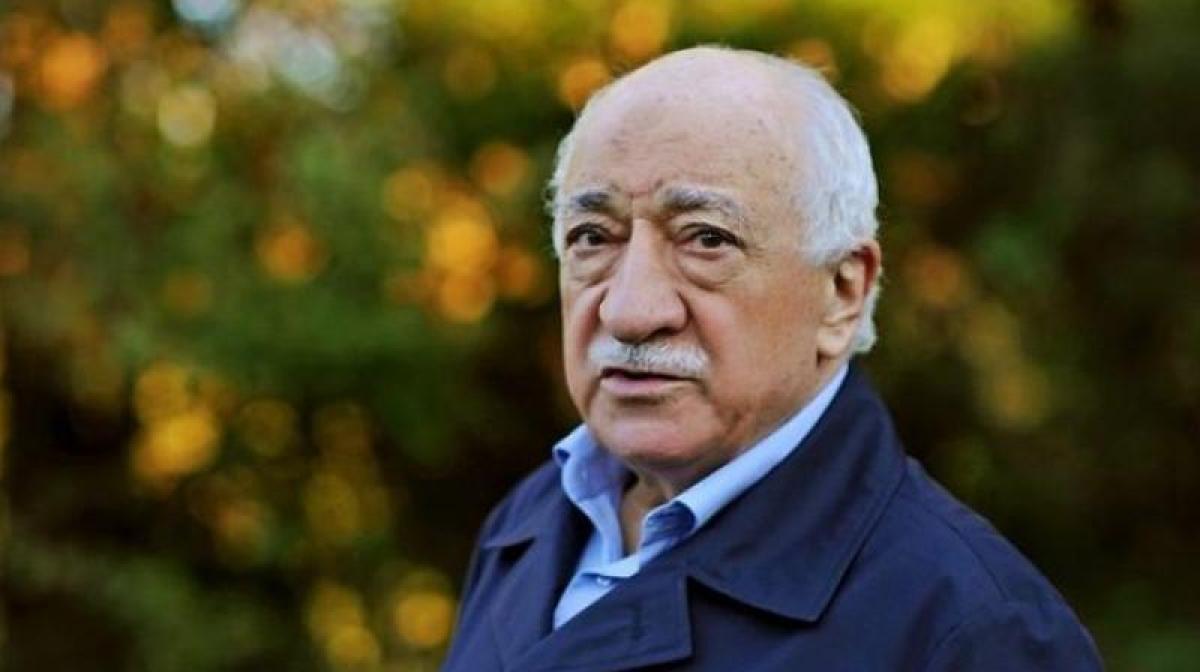Turkey detains 1,000 in crackdown on alleged Fethullah Gulen supporters