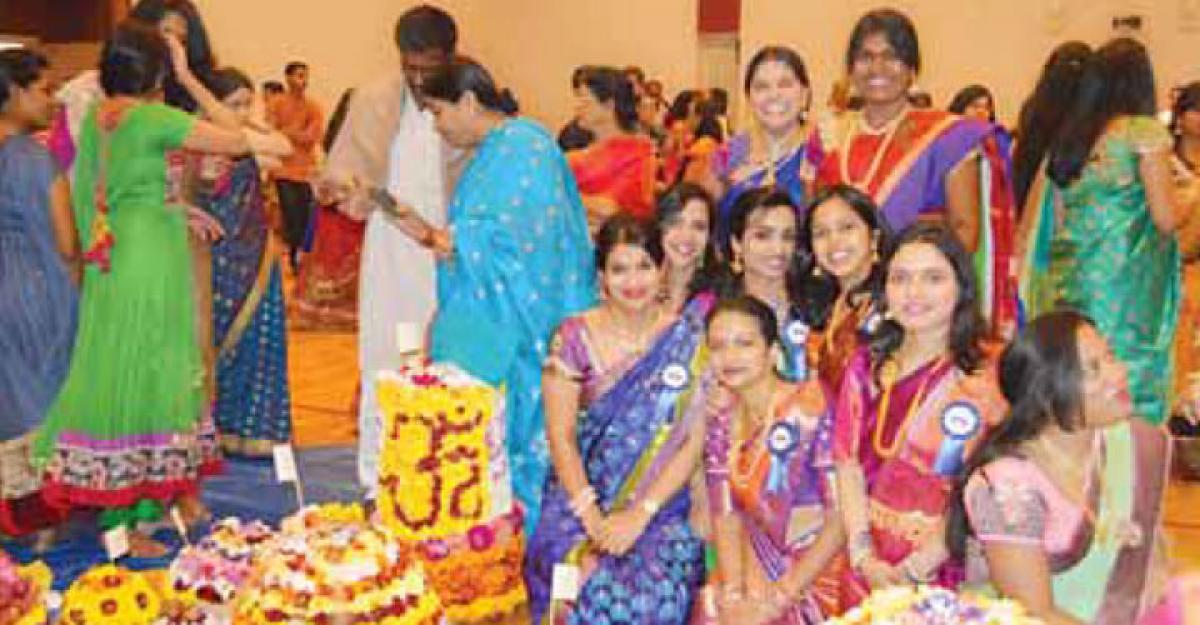 Detroit celebrates Bathukamma, Dasara with pomp, gaiety