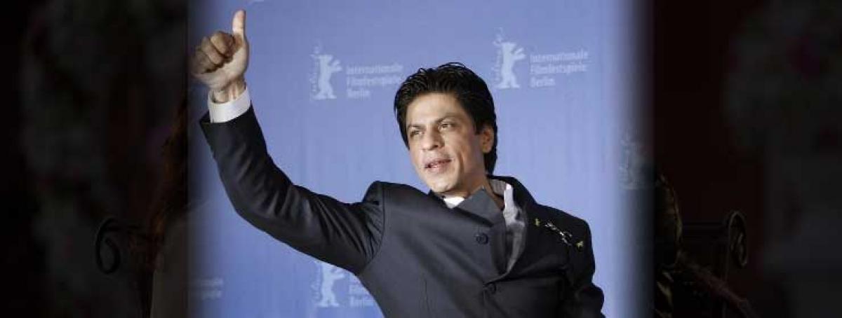 Dilip Kumar`s `fan` SRK has no intentions of remaking his flicks