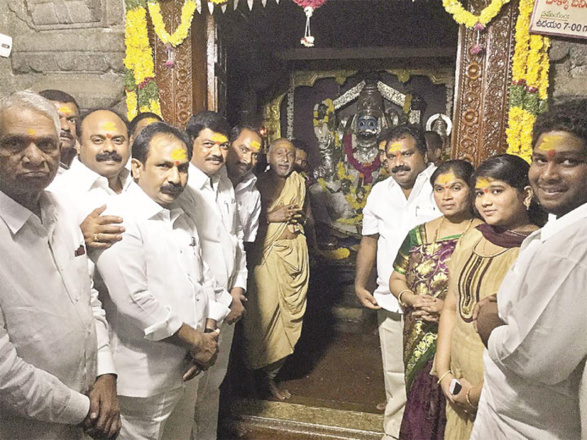 Inavolu Mallikarjuna Swamy jatara begins