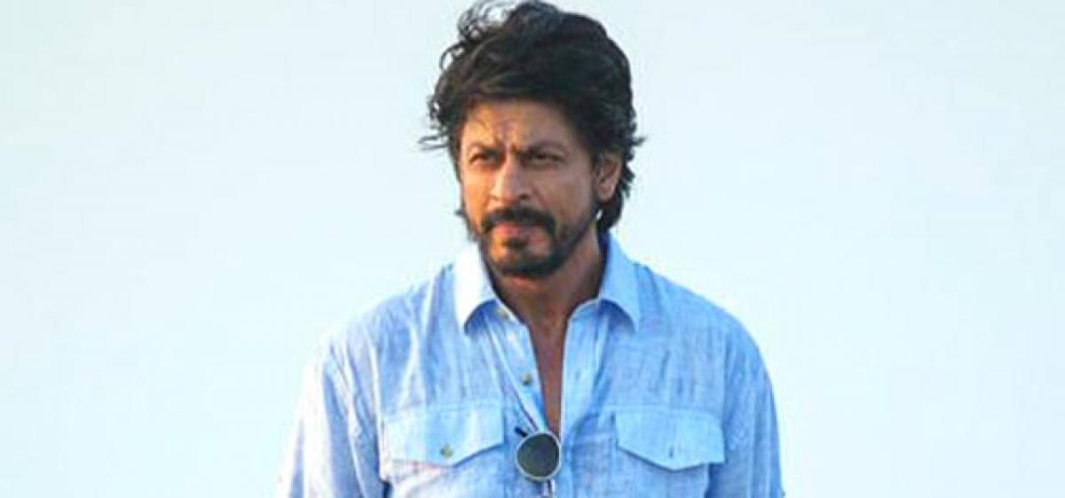 Yash Chopra  told me to turn lover boy: SRK