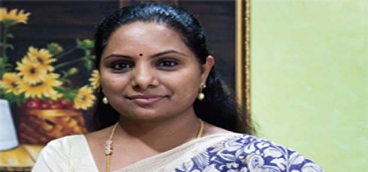 Kavitha ridicules Uttam’s decision to grow beard