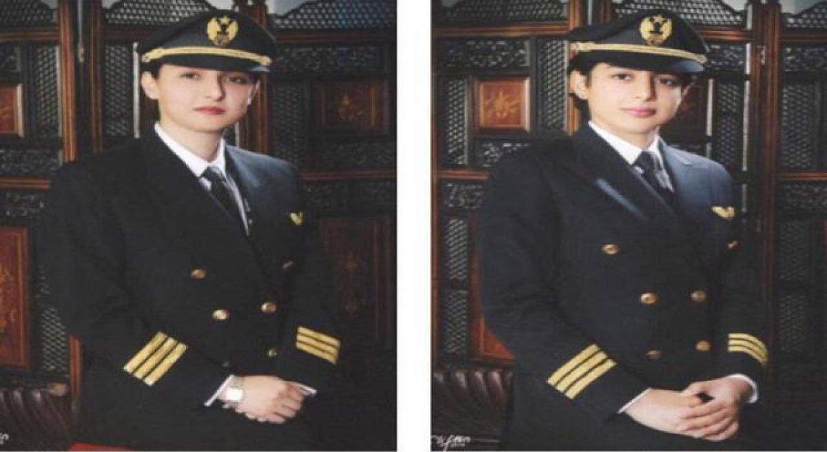 Pak pilot sisters make history by co-flying Boeing 777