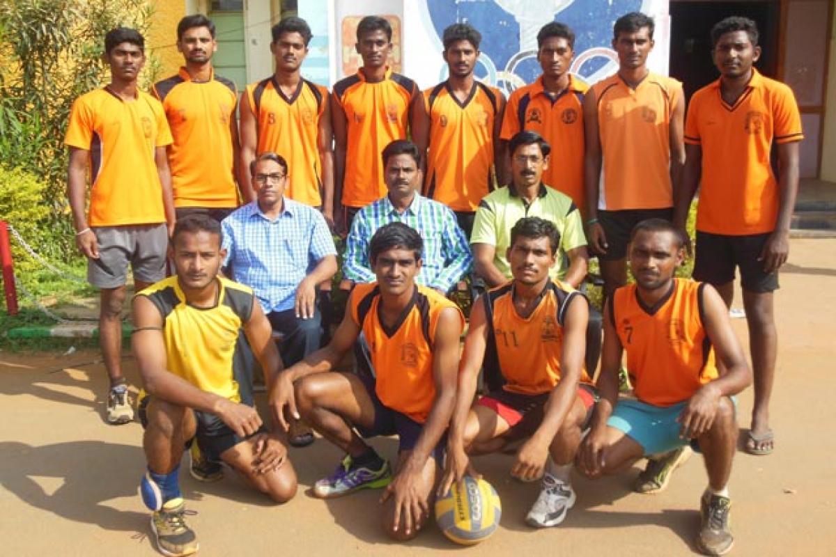 Krishna Varsity selects men volley ball team