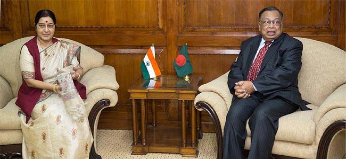 India voices concern crimes against minorities in Bangladesh