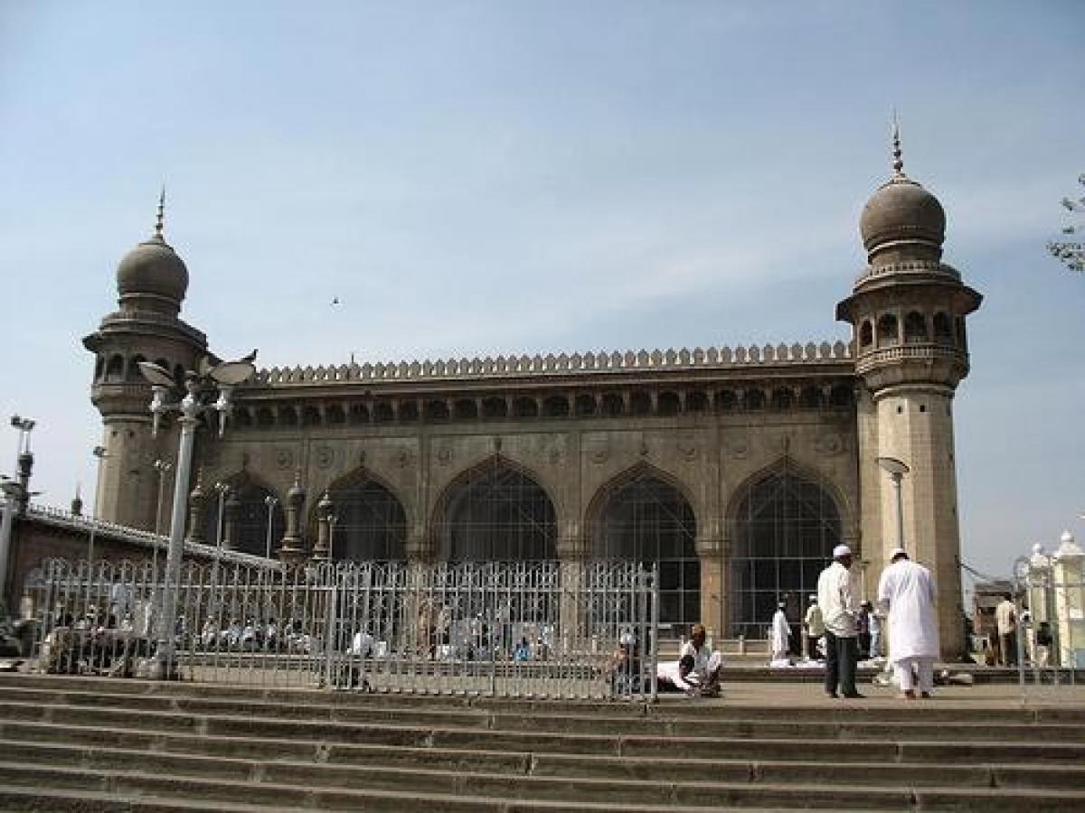 State to increase security cover at Makkah Masjid