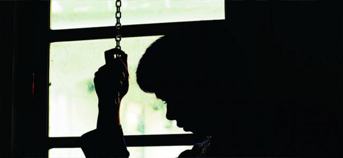 Police constable attempts suicide; sustains 80 per cent burns
