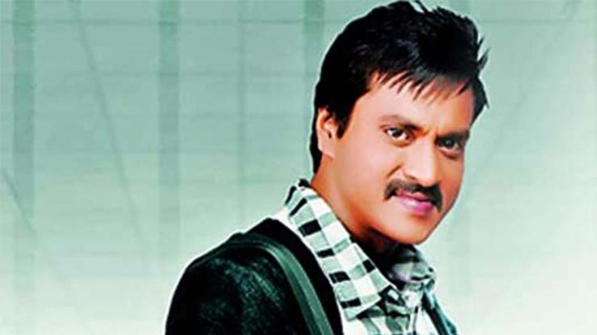 Sunil romancing sisters of A list actresses