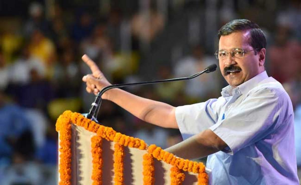 AgustaWestland case: Kejriwal dares gutless Modi to arrest Sonia