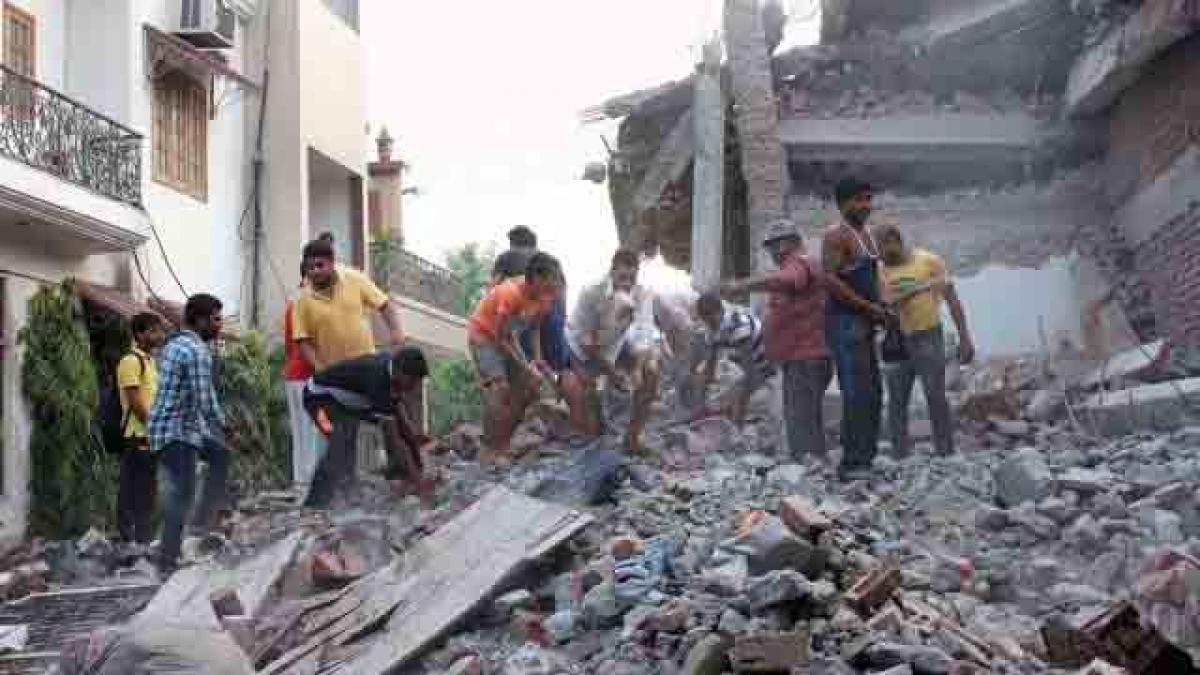 Meerut: 4 killed as illegal building is demolished during anti-encroachment drive