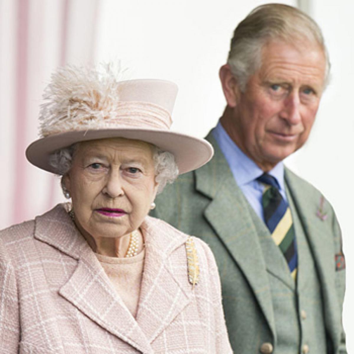 Queen Elizabeth shows no sign of stepping aside