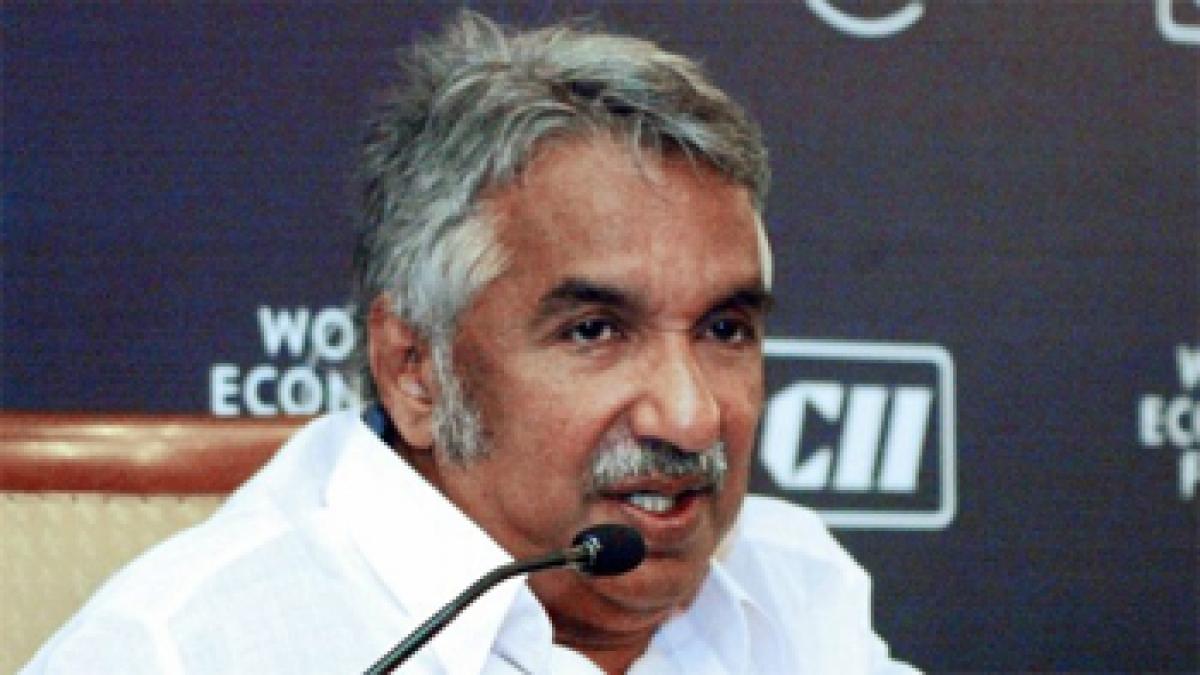 Kerala temple fire: Situation at mishap site unprecedented and alarming, says CM Oommen Chandy