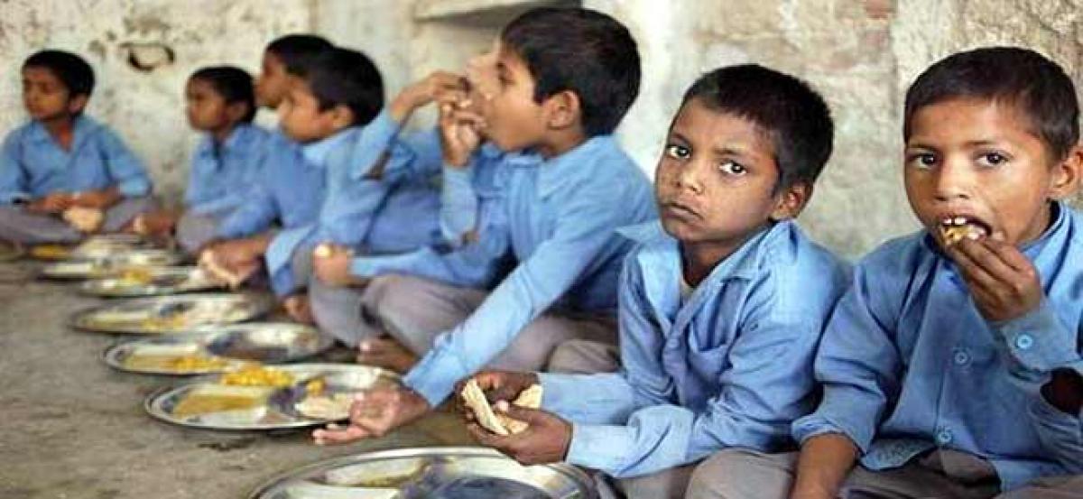 Need to revamp midday meal & ICDS schemes: CII