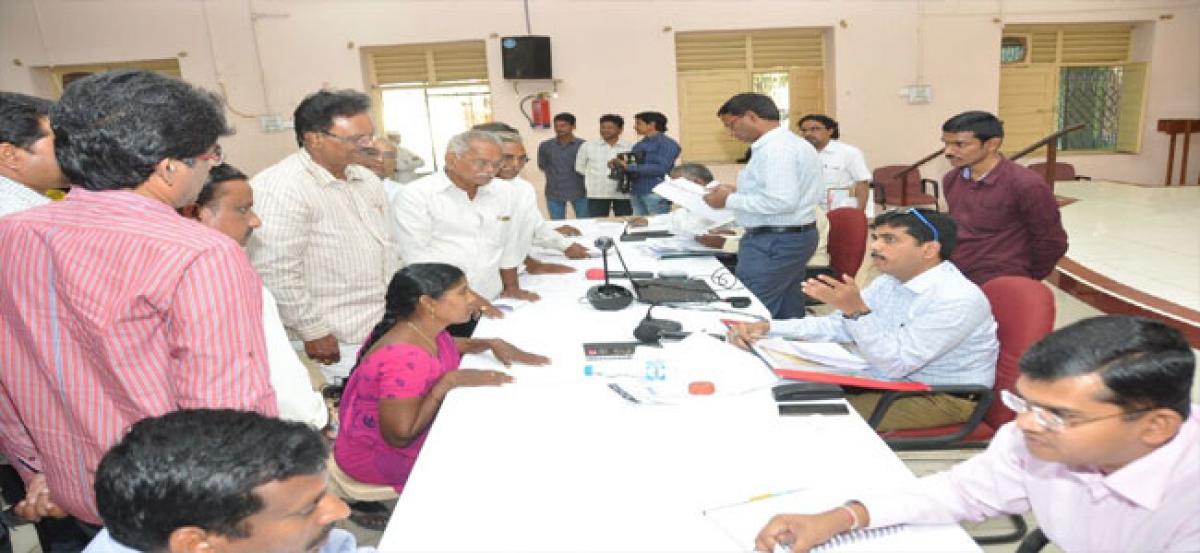 Solve people’s petitions by March 9: Collector