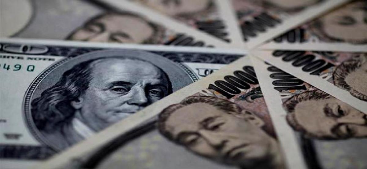 Dollar hold gains against yen on upbeat U.S. data