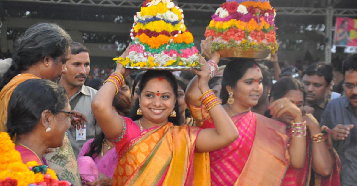 Kin of Ministers, MLAs celebrate Bathukamma fete