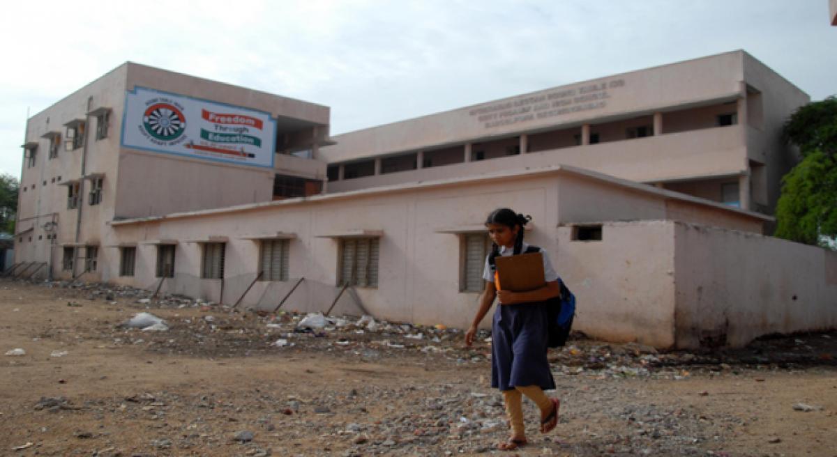 No compound walls for 13,000 schools in Telangana
