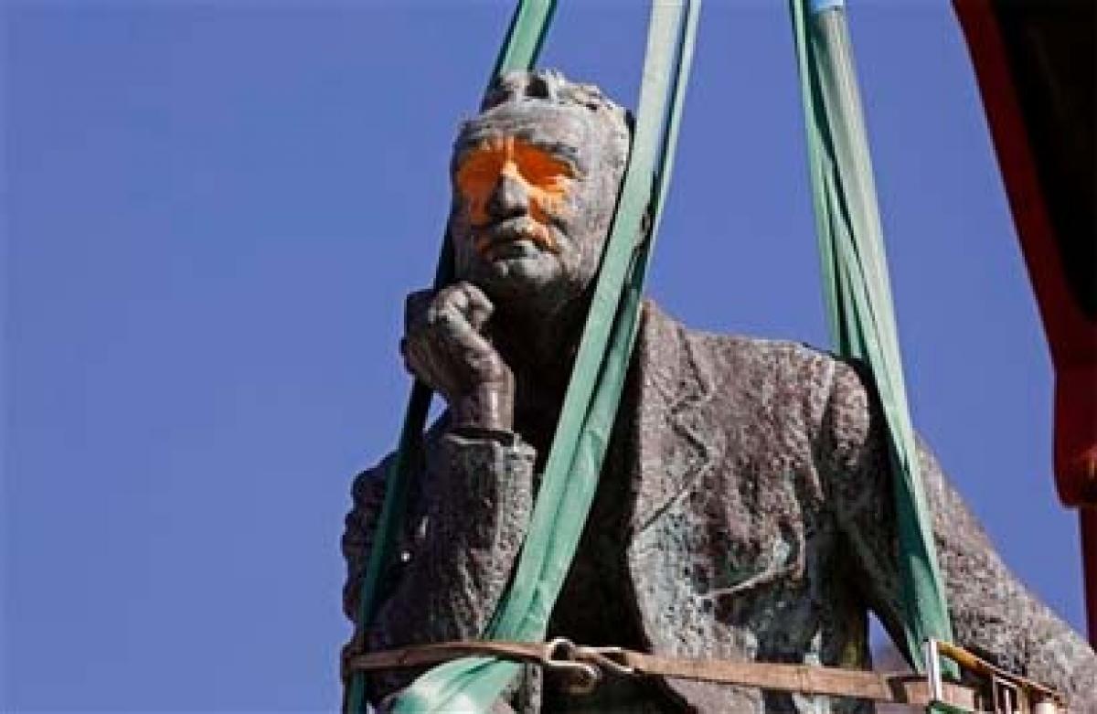 Oxford Chancellor warns against rewriting history in Cecil Rhodes statue row