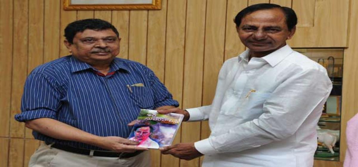 KCR stresses need to spread awareness on govt schemes