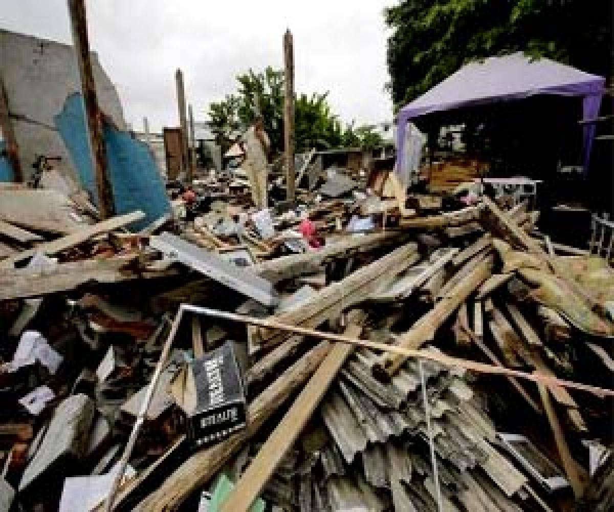 Ecuador quake: Death toll nears 650, Correa assures help