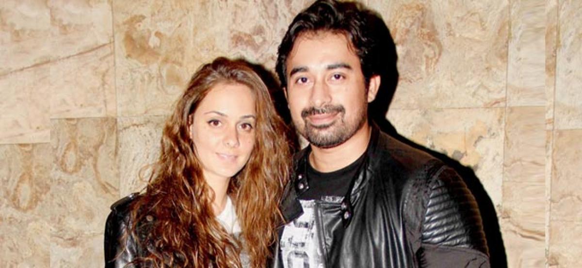 My child is my priority now: Rannvijay