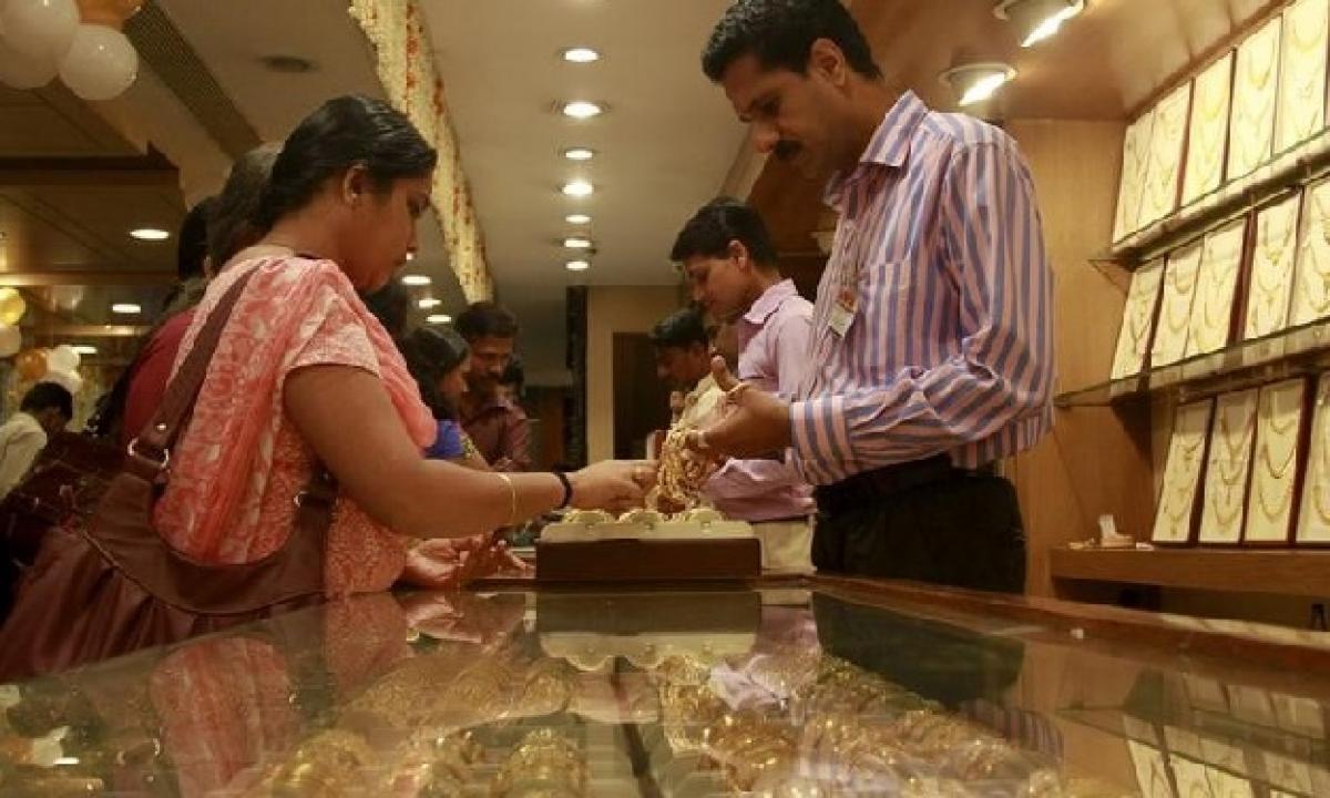 Gold Prices in India Back at Discount on Weak Demand