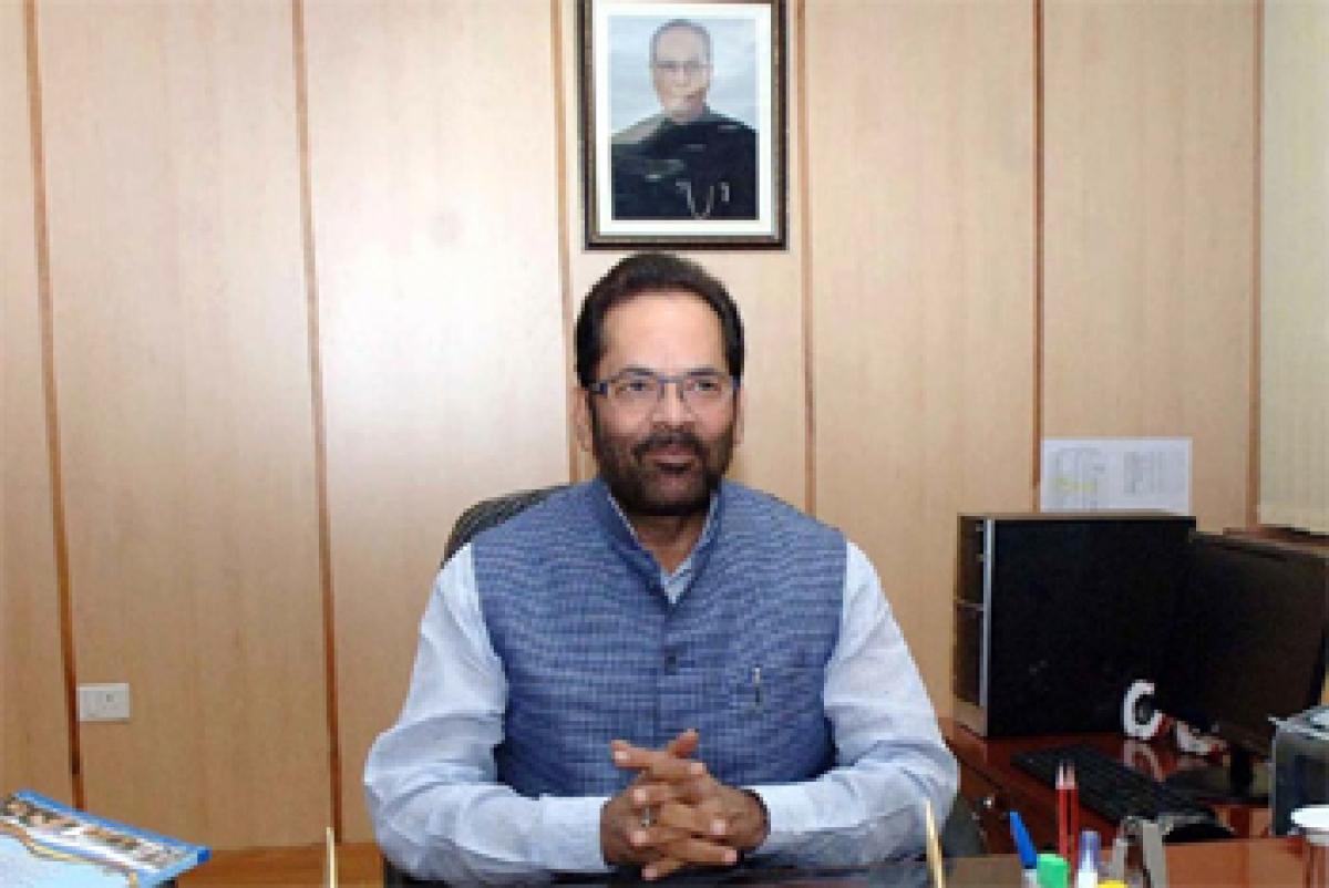 Wonder why people have problem chanting Bharat Mata ki Jai: Naqvi