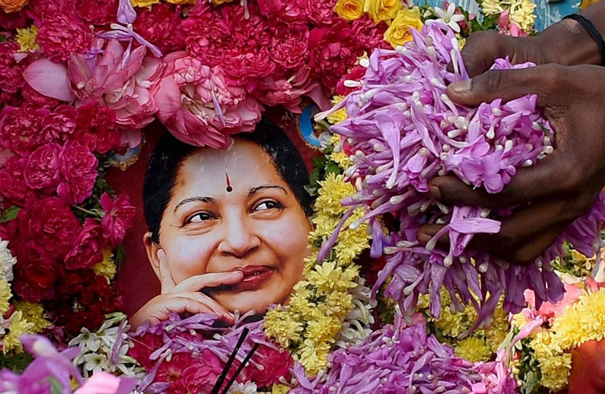 Live updates: Jayalalithaa buried with full state honours