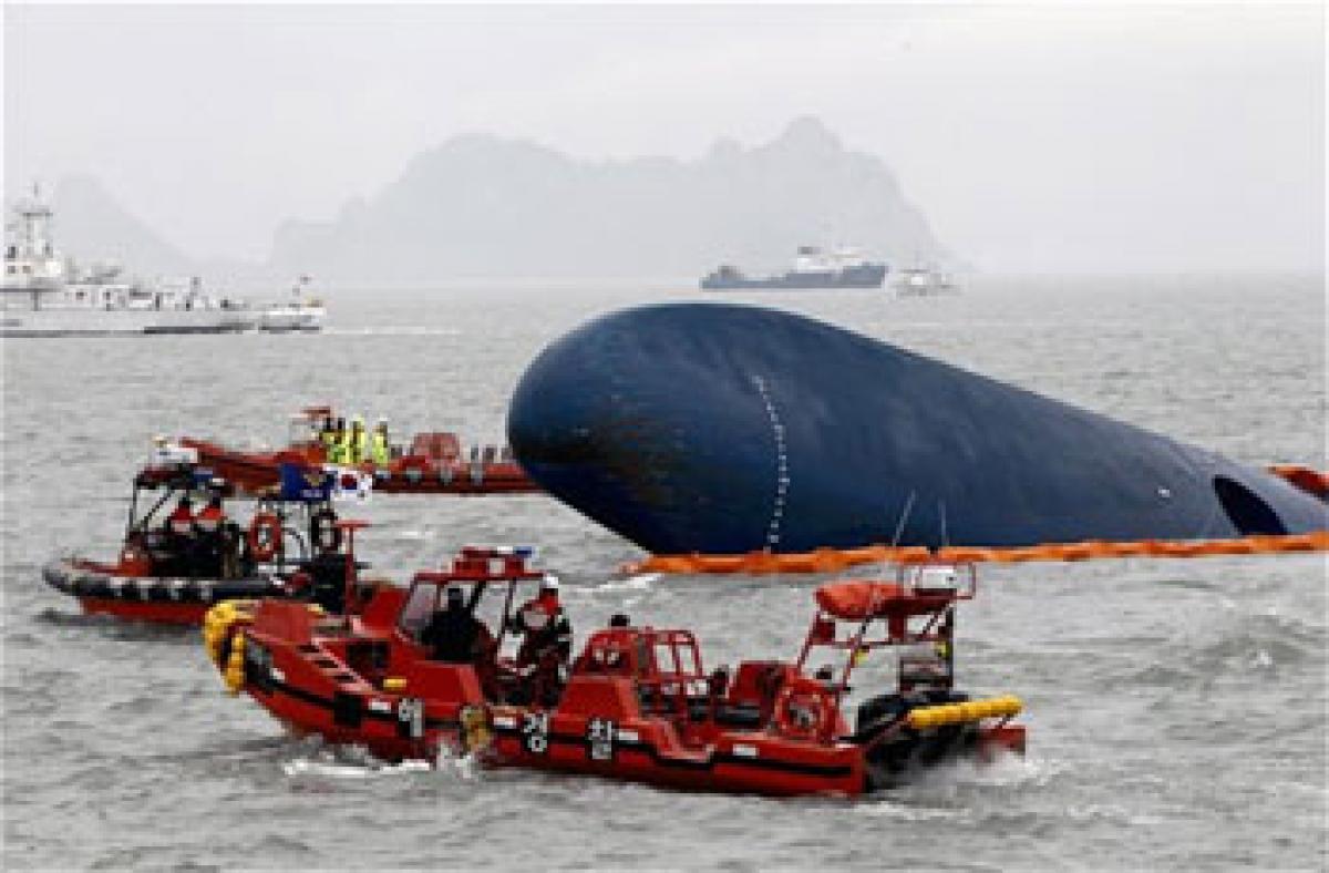 Captain of sunken ferry rescued