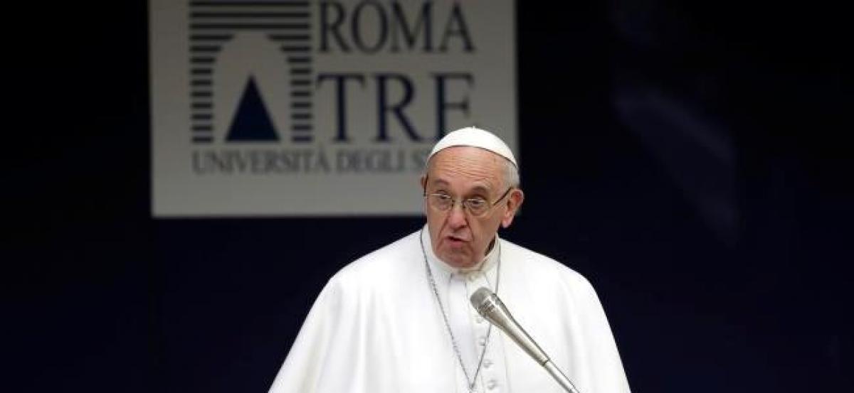 Stop hurling insults and listen, Pope Francis tells politicians