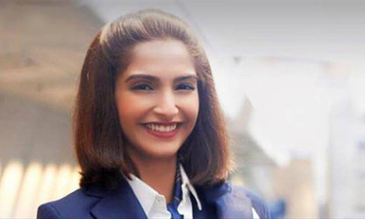 Sonam Kapoor bags another award for Neerja