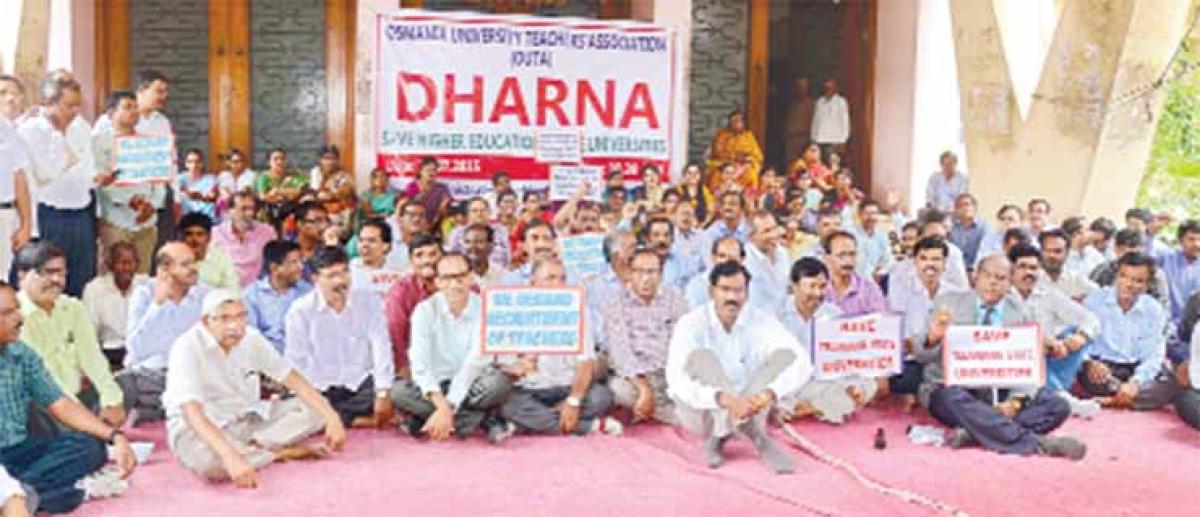 OU teachers stage dharna, demand regular VCs for all varsities