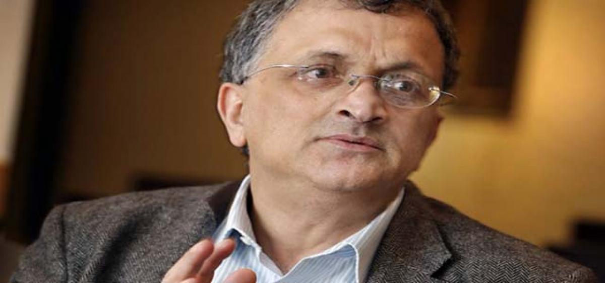 India inhospitable for writing historical biographies: Ramachandra Guha
