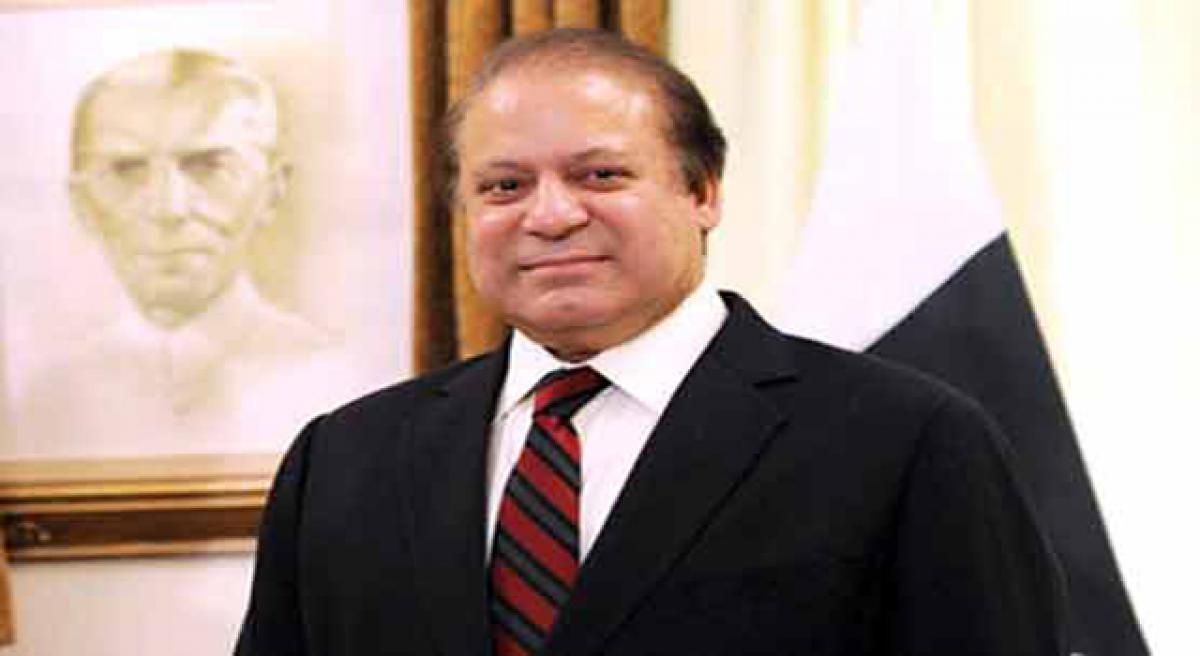 Sharif asked to reply on disqualification pleas