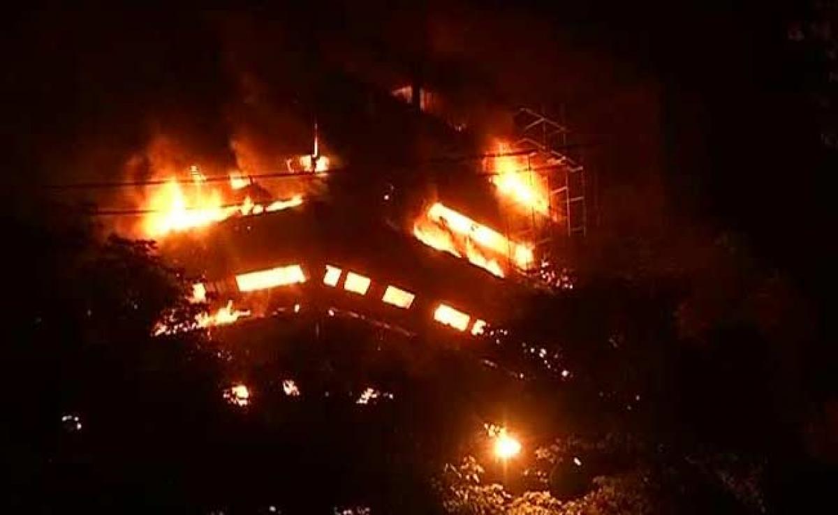 Massive fire at FICCI building in New Delhi, 2 firemen injured