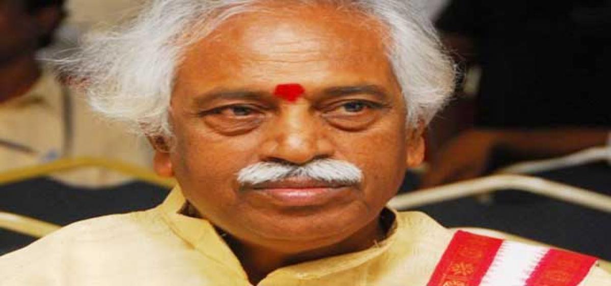 Dattatreya slams Chidambaram over note ban comments