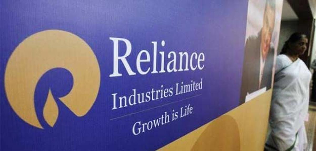 RIL spikes over 6 per cent, m-cap tops Rs 4 lakh crore