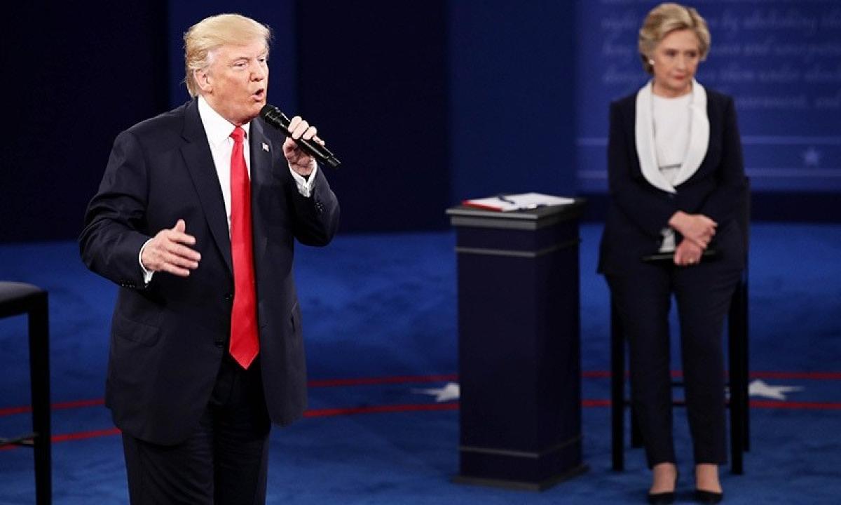 US presidential debate: Trump vows to jail Hillary Clinton over emails if he wins White House