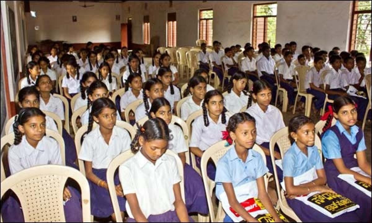 Foundation’s gesture to poor students