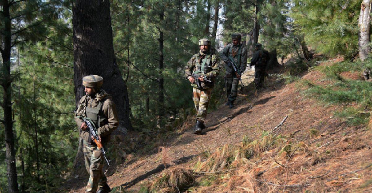 Pak violates ceasefire yet again, resorts to firing along LoC