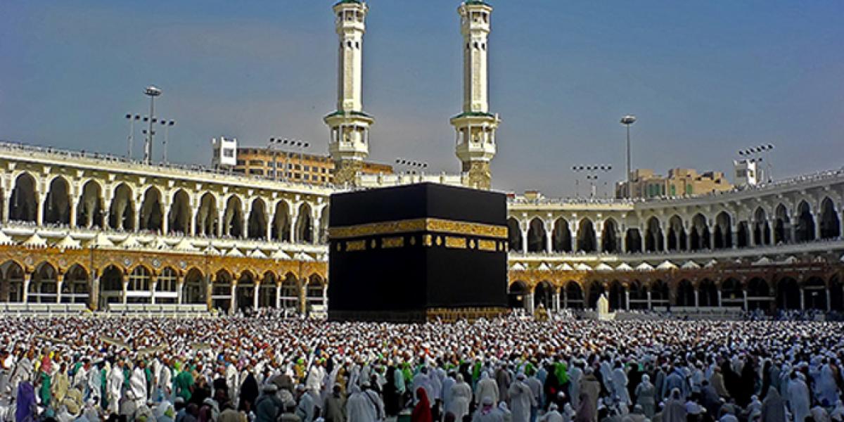Saudi man attempts self-immolation at Islam’s holiest site in Mecca
